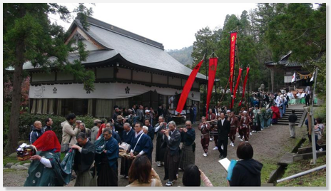 二上射水神社の源太夫獅子